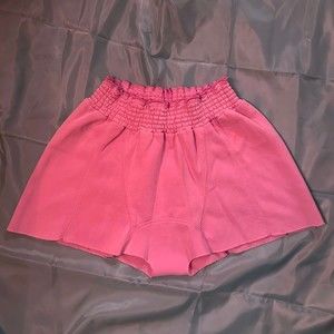 pink shorts